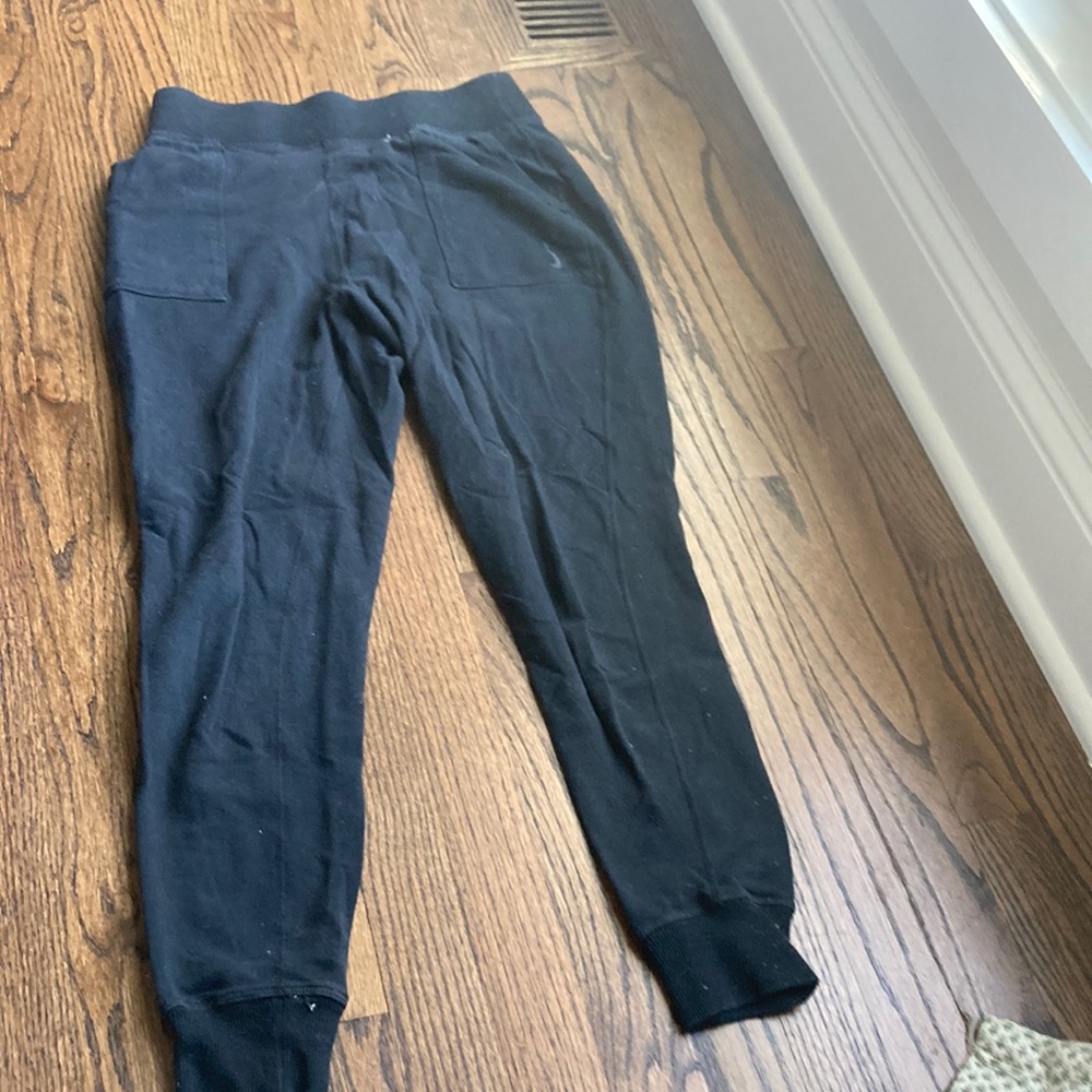 Nike yoga sweat pants !